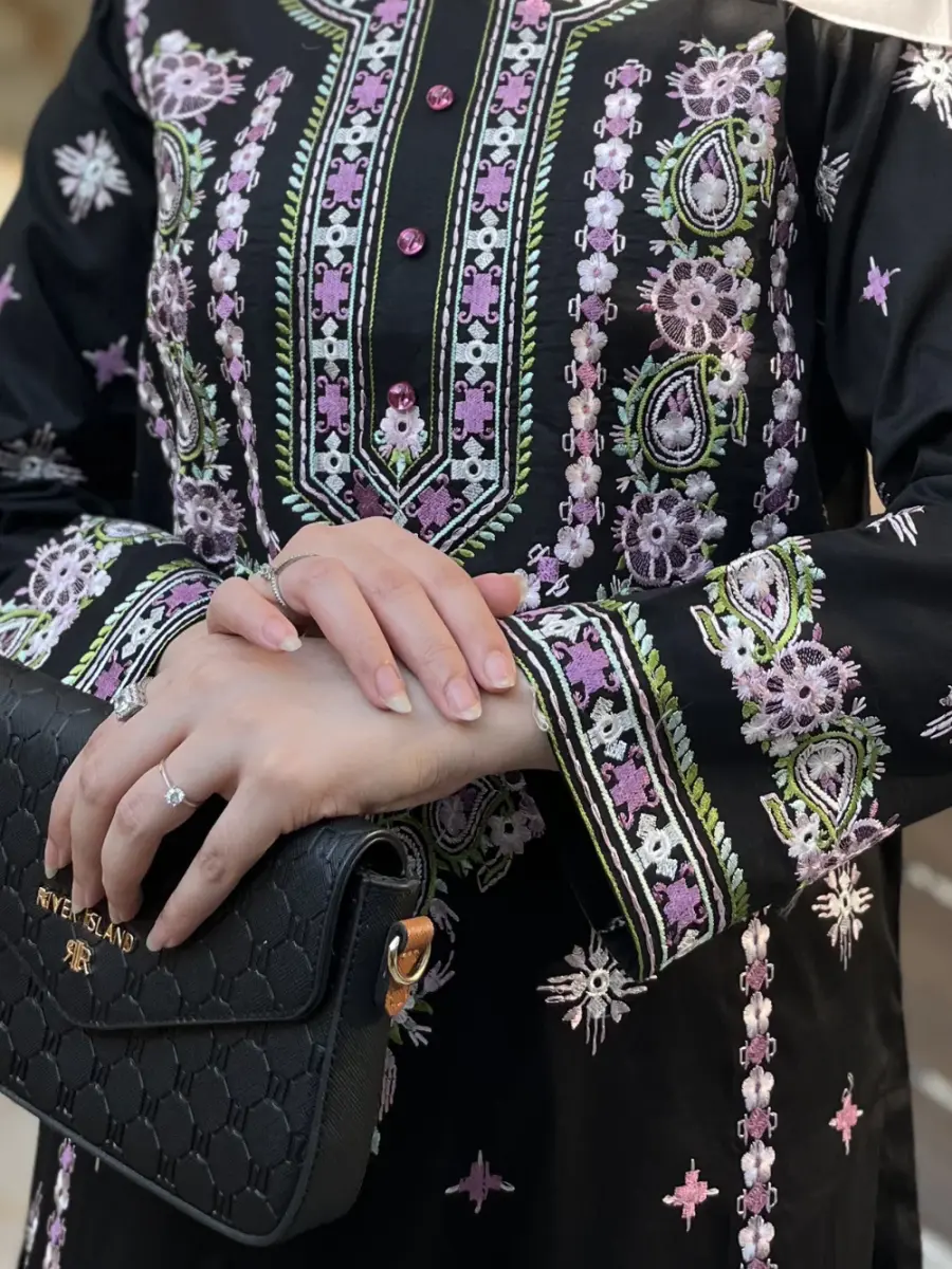 black lawn embroidered stitched 2pc